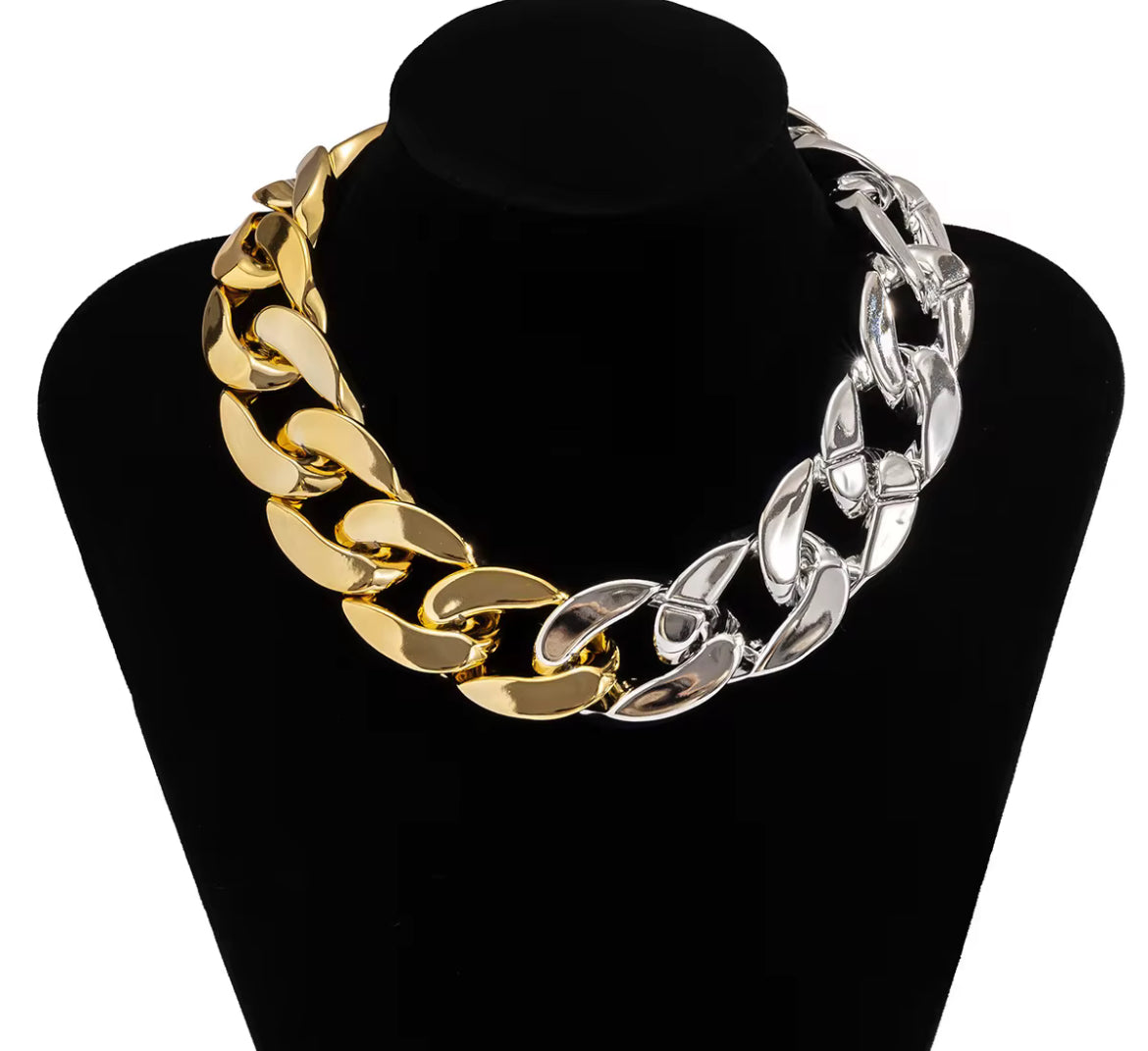 Giant Cuban link choker